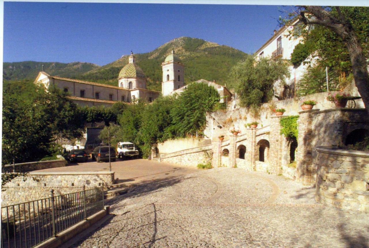 Villa San Domenico モラーノ・カーラブロ エクステリア 写真